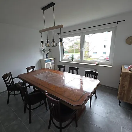 Δωμάτια σε οικογενειακή κατοικία Nestwerk Solide L16-03 *