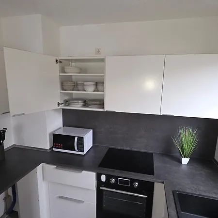 Δωμάτια σε οικογενειακή κατοικία Nestwerk Solide L16-03 *